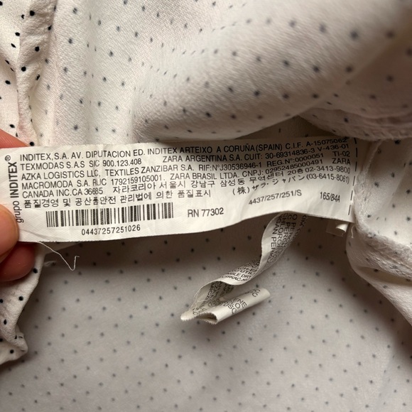 Chic White Blouse with polka dots with frills - Picture 5 of 5